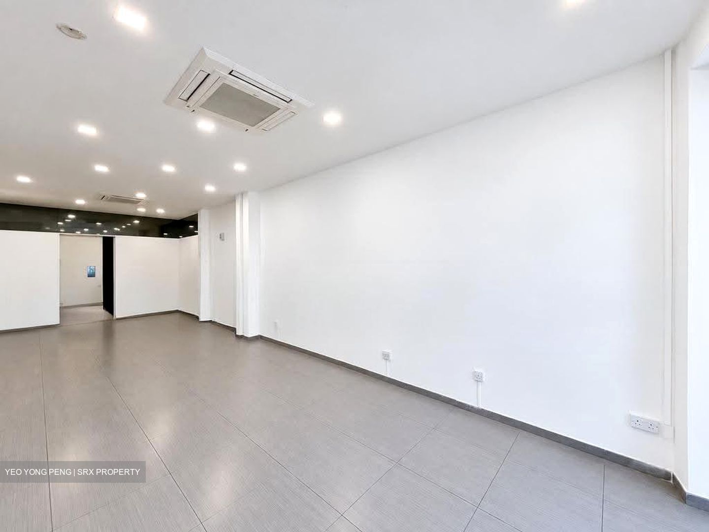 Race Course Road (D8), Retail #627460791